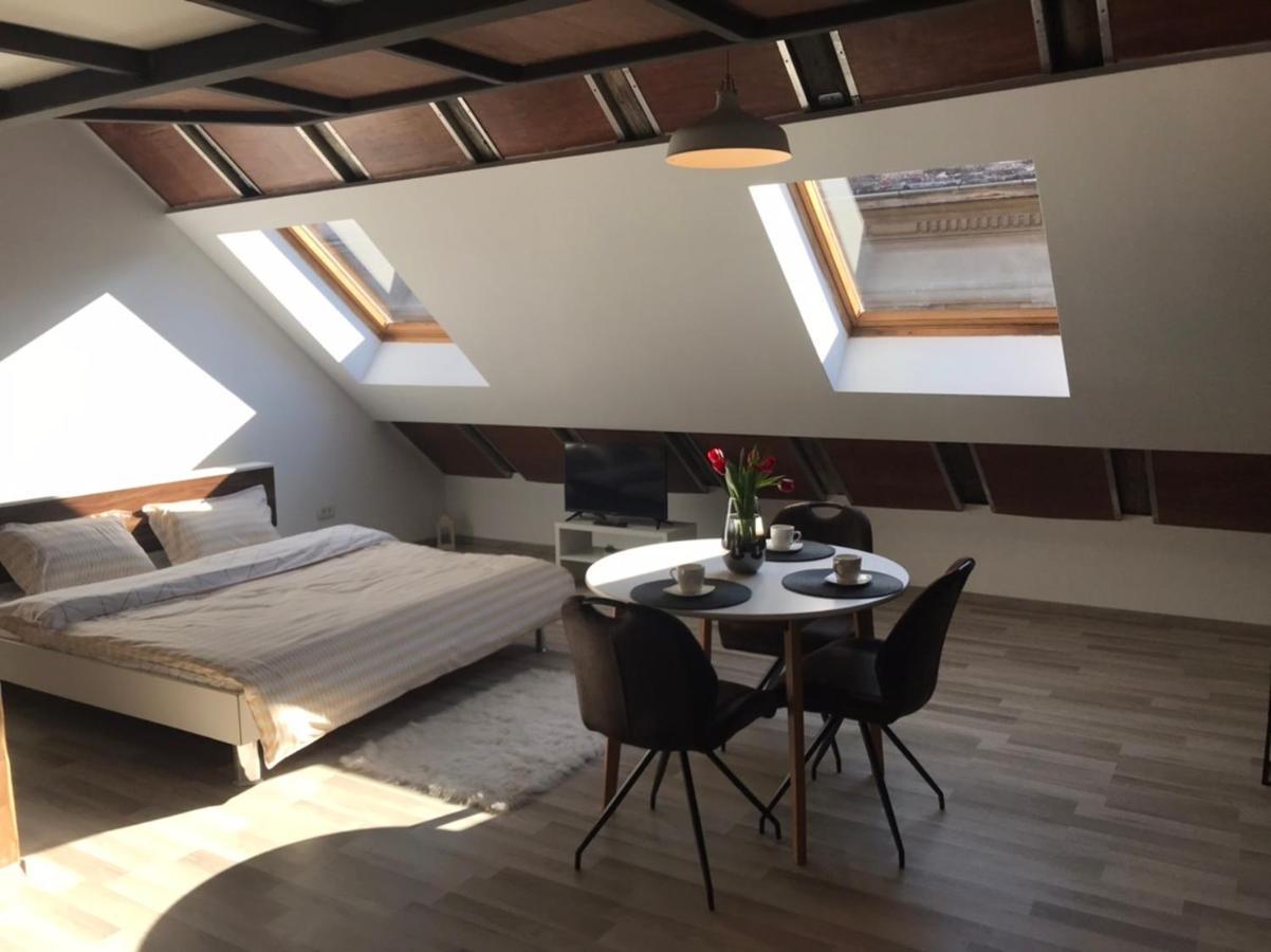 Savoya Nr2 Loft Studio Old City Center Self Check-In Workspace Timisoara Bagian luar foto